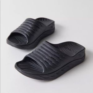 Hoka One One Ora Recovery Slides